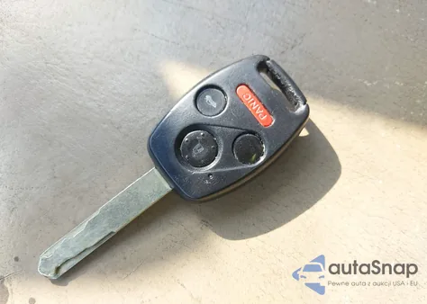 2006 Honda Accord 3.0 Ex z USA, uszkodzony, nr VIN 1HGCM66526A056825